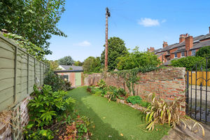 Rear garden- click for photo gallery